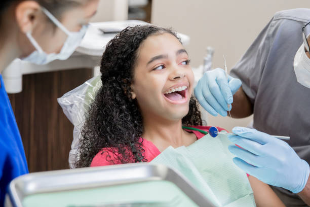 Best Urgent Tooth Repair  in Emeryville, CA